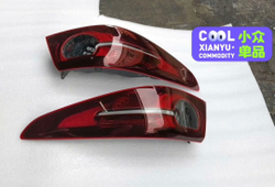 Задние фонари внутренние Mazda 3 Axela оригинал бу