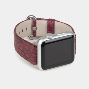 Ремешок для Apple Watch 44/45/46 mm из кожи питона, малинового цвета