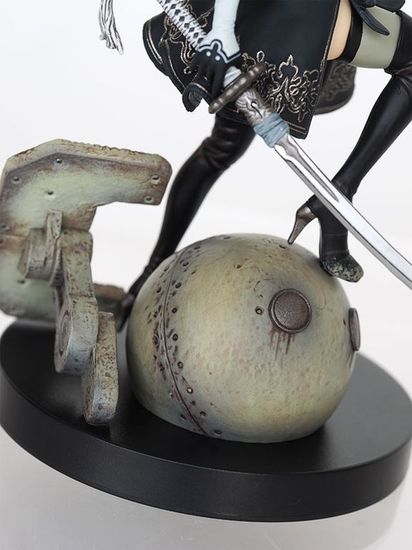 Фигурка Nier Automata B2B (в упаковке)