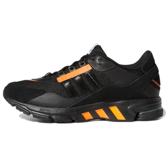 Adidas EQT С бежевыми кроссовками Низкие цены