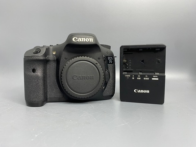 Canon EOS 7D Body 33.700 кадров