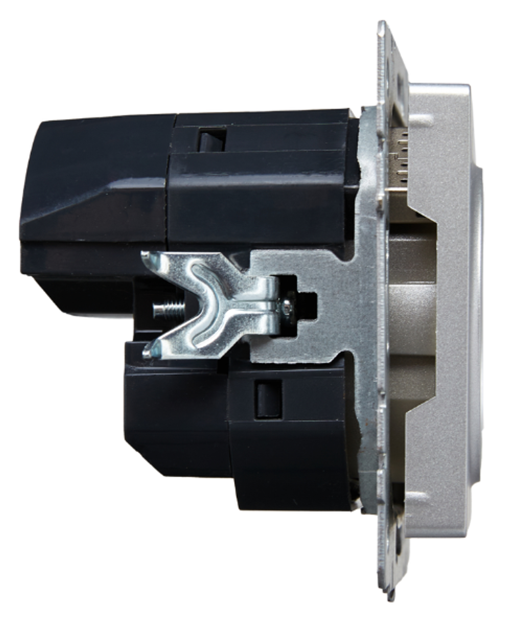 Розетка с заземлением  IEK BR-R14-16-U22-018-K47