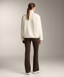 Oysho Легкая куртка-бомбер из искусственной овчины, экрю