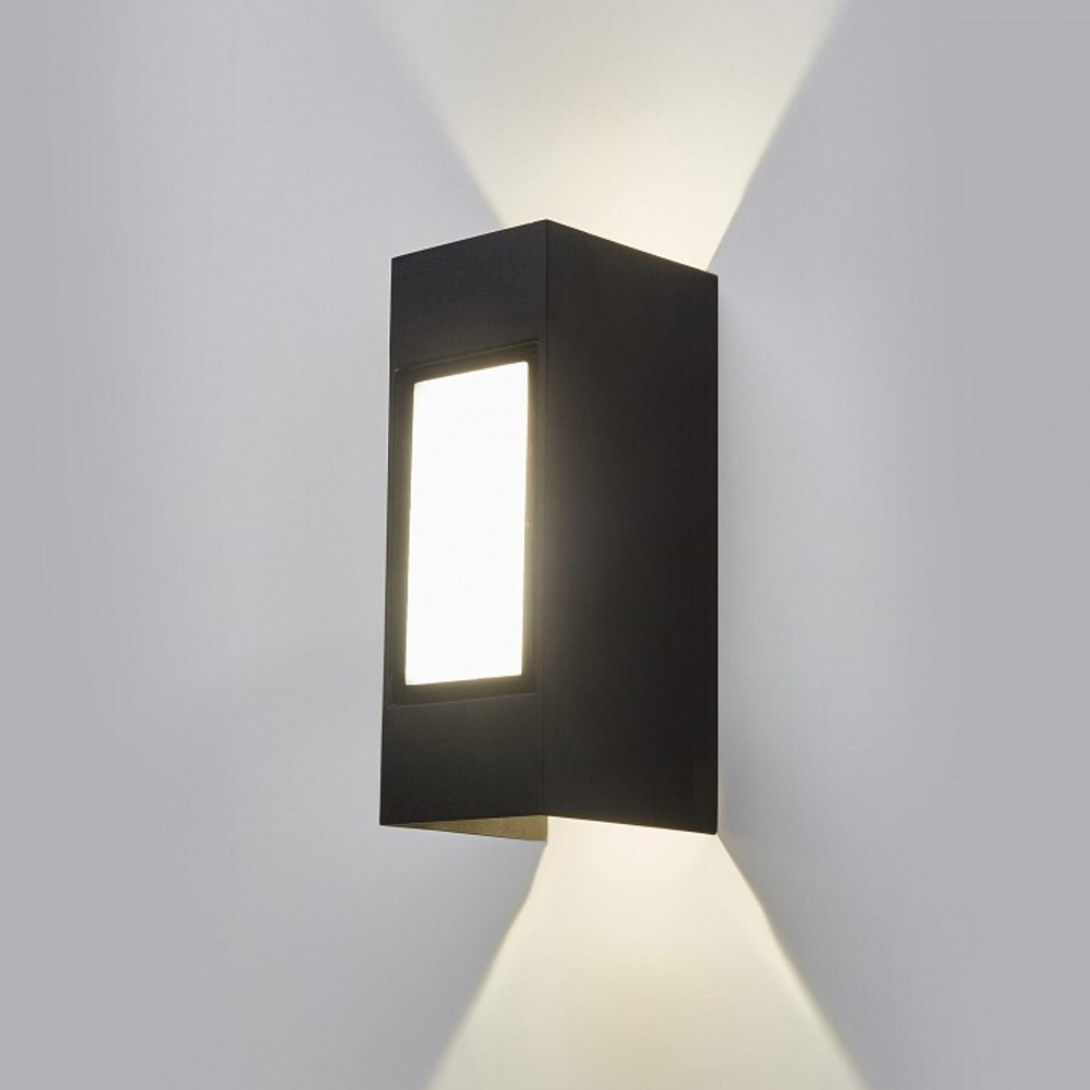 Уличный накладной светильник Elektrostandard 1638 TECHNO LED черный