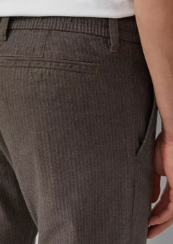 Cтруктурированные брюки чинос с эластичным поясом s.Oliver