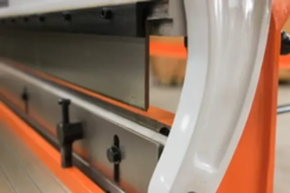 Трехосевые станочные тиски Optimum MV3-125