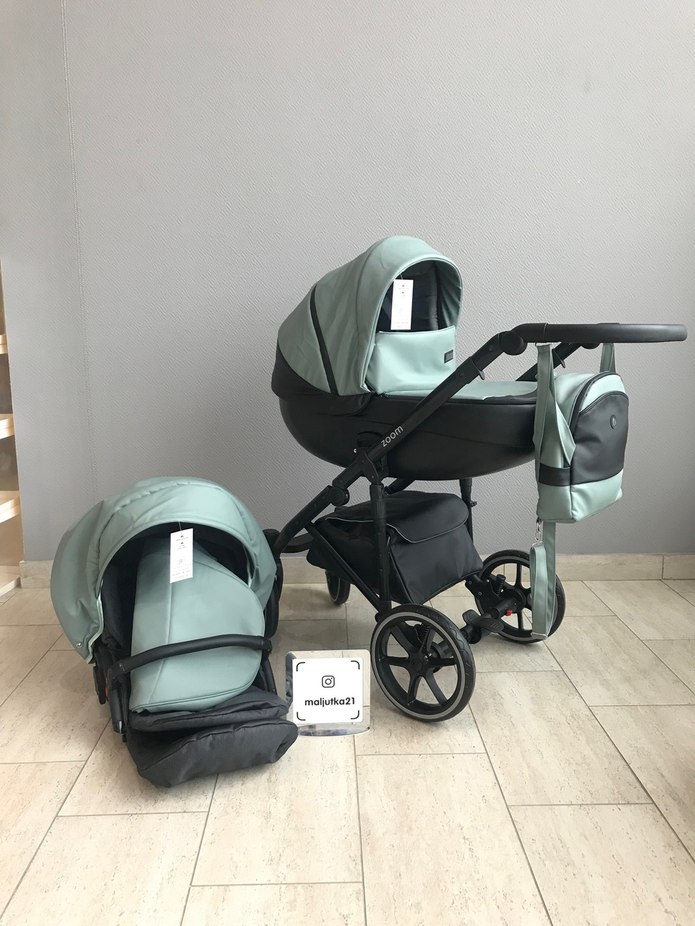 Коляска детская Peppy Zoom 2 в 1 (01) Черная экокожа / Мята экокожа