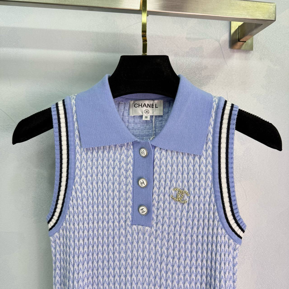 Жилет CHANEL