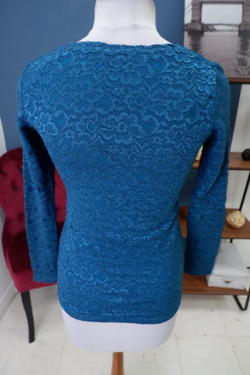 Джемпер гипюровый 44 размер