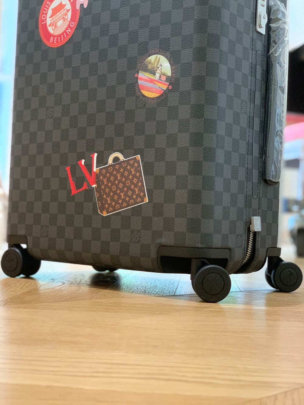 Louis Vuitton Horizon 55 Suitcase