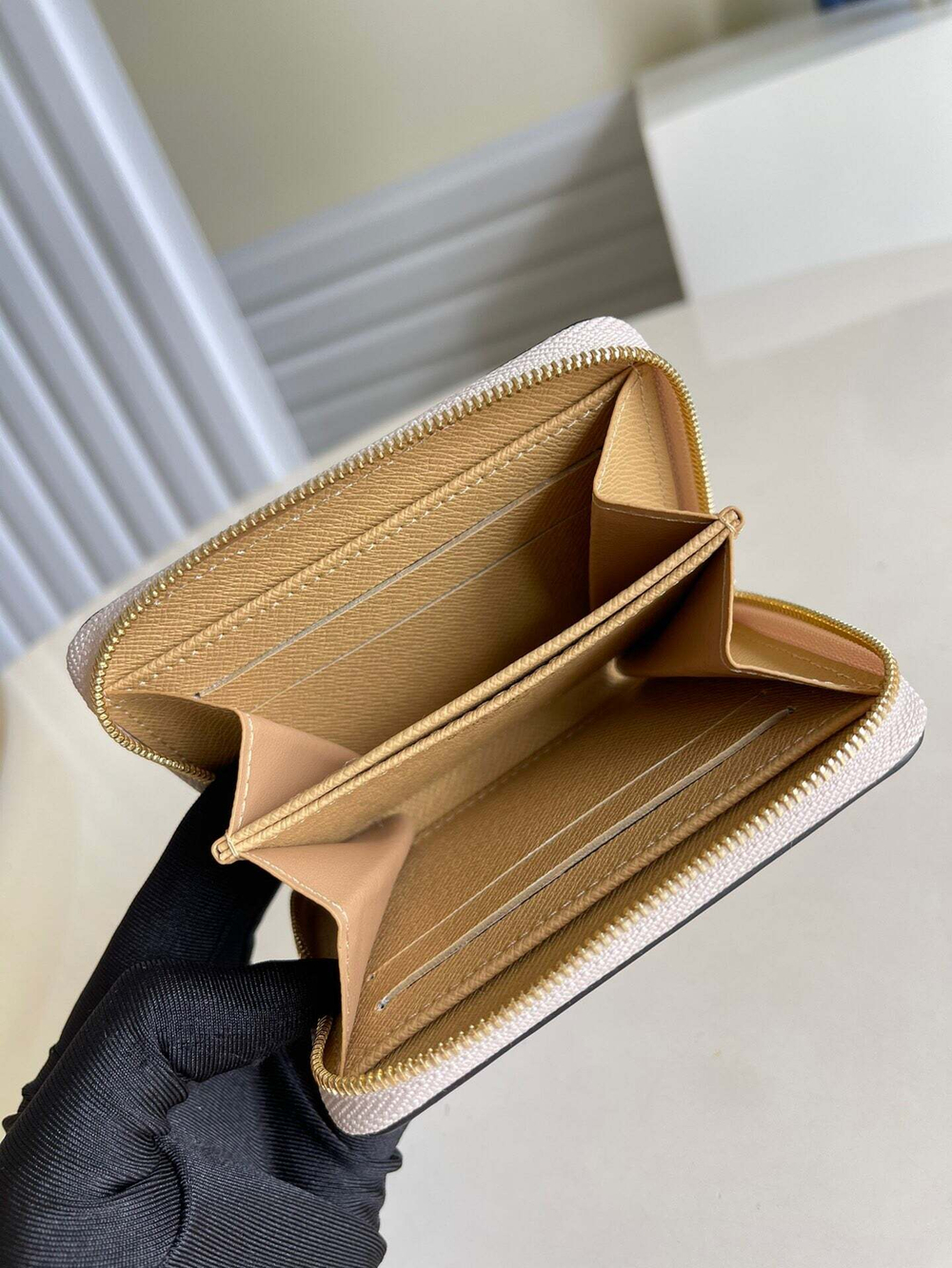Louis Vuitton Zippy Coin Purse