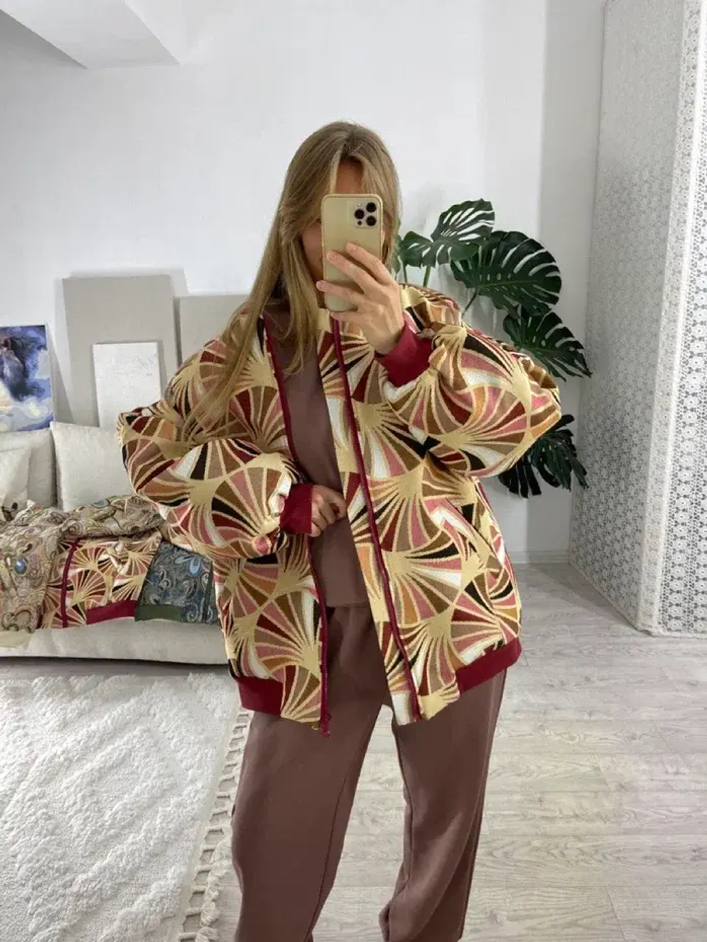 Куртка-бомбер (цвет бежево-винный)