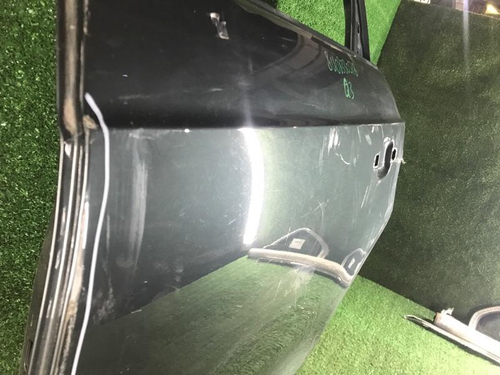 Дверь задняя левая Audi Q3 (11-18)