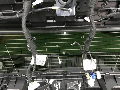 Стекло крышки багажника JAECOO J8 (2024-н.в.)