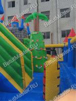 Большой надувной батут "Средневековье" 9*9*5 м