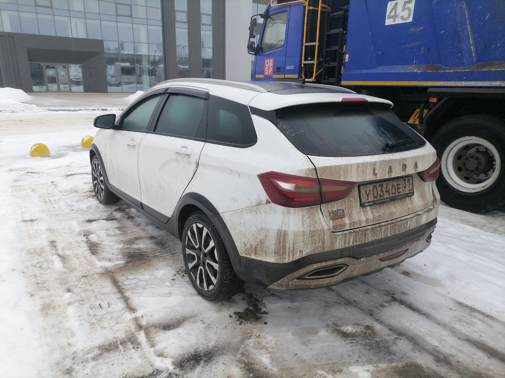 LADA VESTA SW Cross Techno 24 1.8 122hp AT