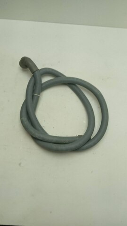 VMUF 501 B кт4 Сливной шланг для стиральных машин Ariston Indesit C00091775 б/у