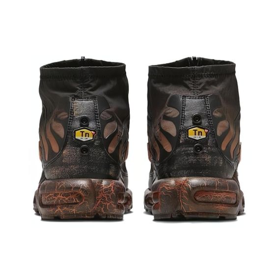 Кроссовки Nike Air Max Plus среднего размера черно-серого цвета Мужские