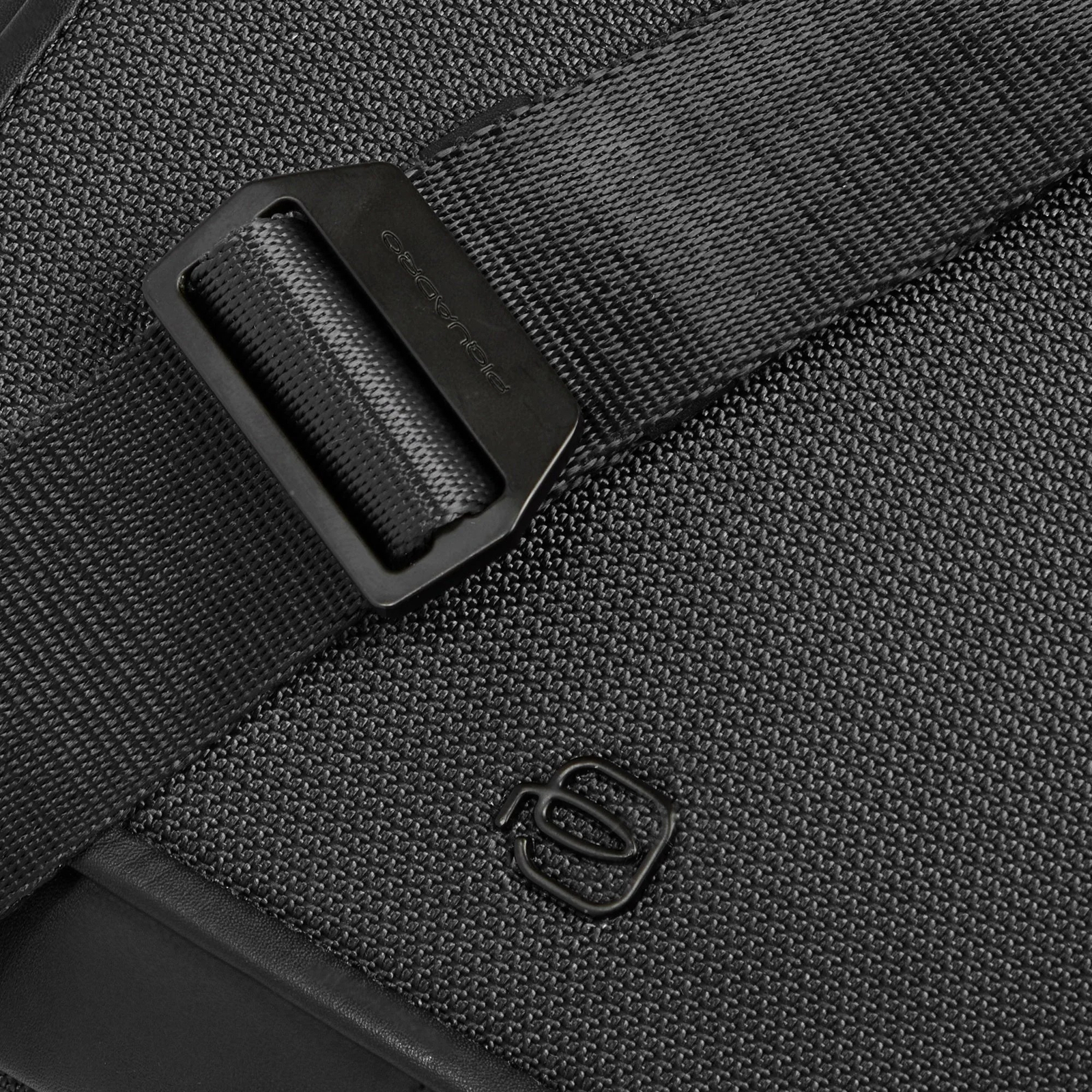 Сумка через плечо LYSS CA6932S143/Nero