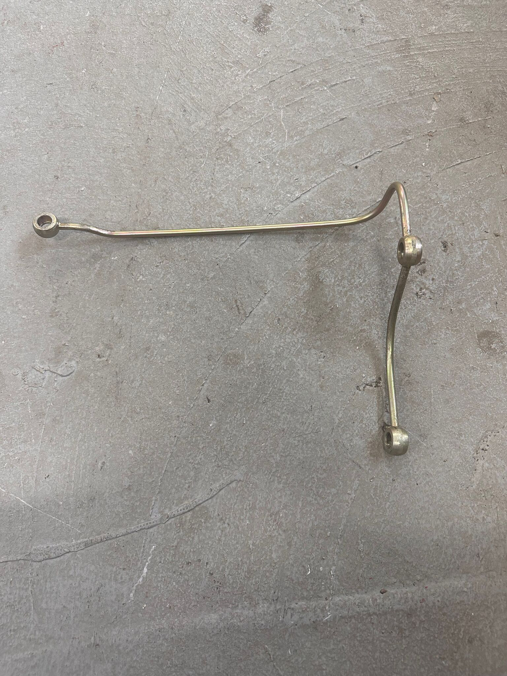 Трубка (смазки клапанного механизма