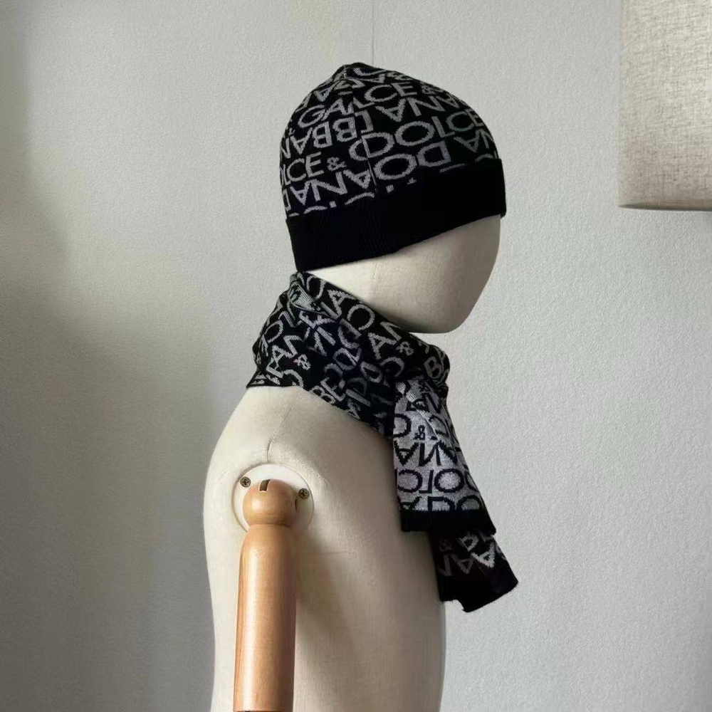 Комплект Dolce&Gabbana (шапка + шарф)