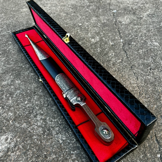 Кинжал кавказский настоящий, футляр в подарок