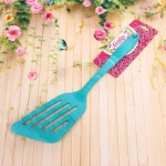 Лопатка кулинарная с прорезями силиконовая «Sea Breeze» 34см