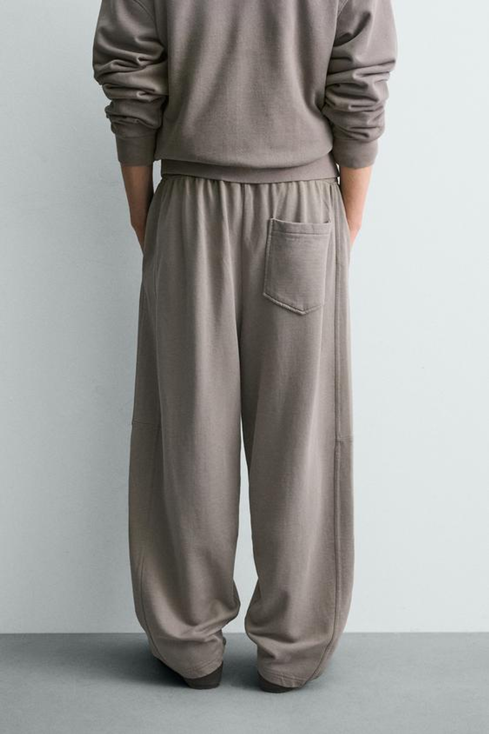 ZARA ДЖОГГЕРЫ BALLOON FIT С ЭФФЕКТОМ ПОТЕРТОСТИ, СВЕТЛО-СЕРЫЙ