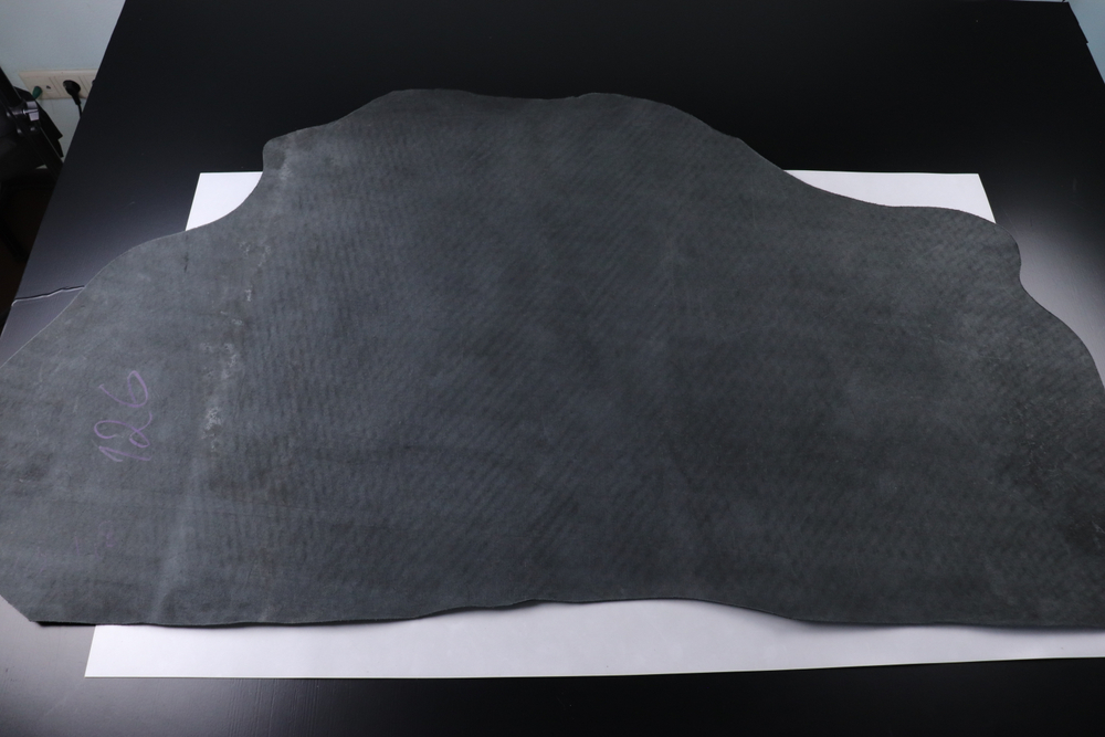 1,5-1,8 Юфть ш/с черная в воротках 126 дм² (КЛ)