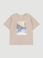 Футболка женская Mjölk х Зарубин Зимняя сказка