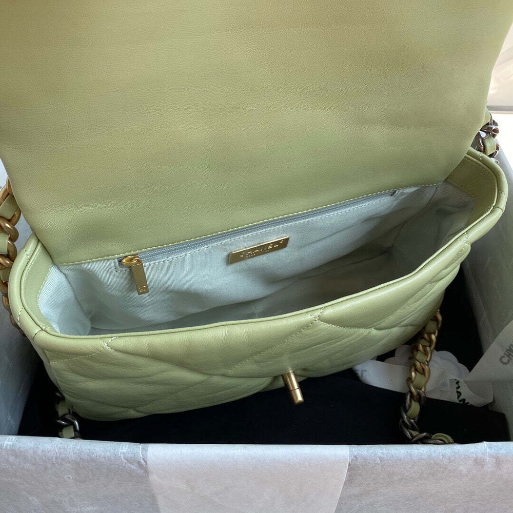 Chanel 19 Large 30 cm