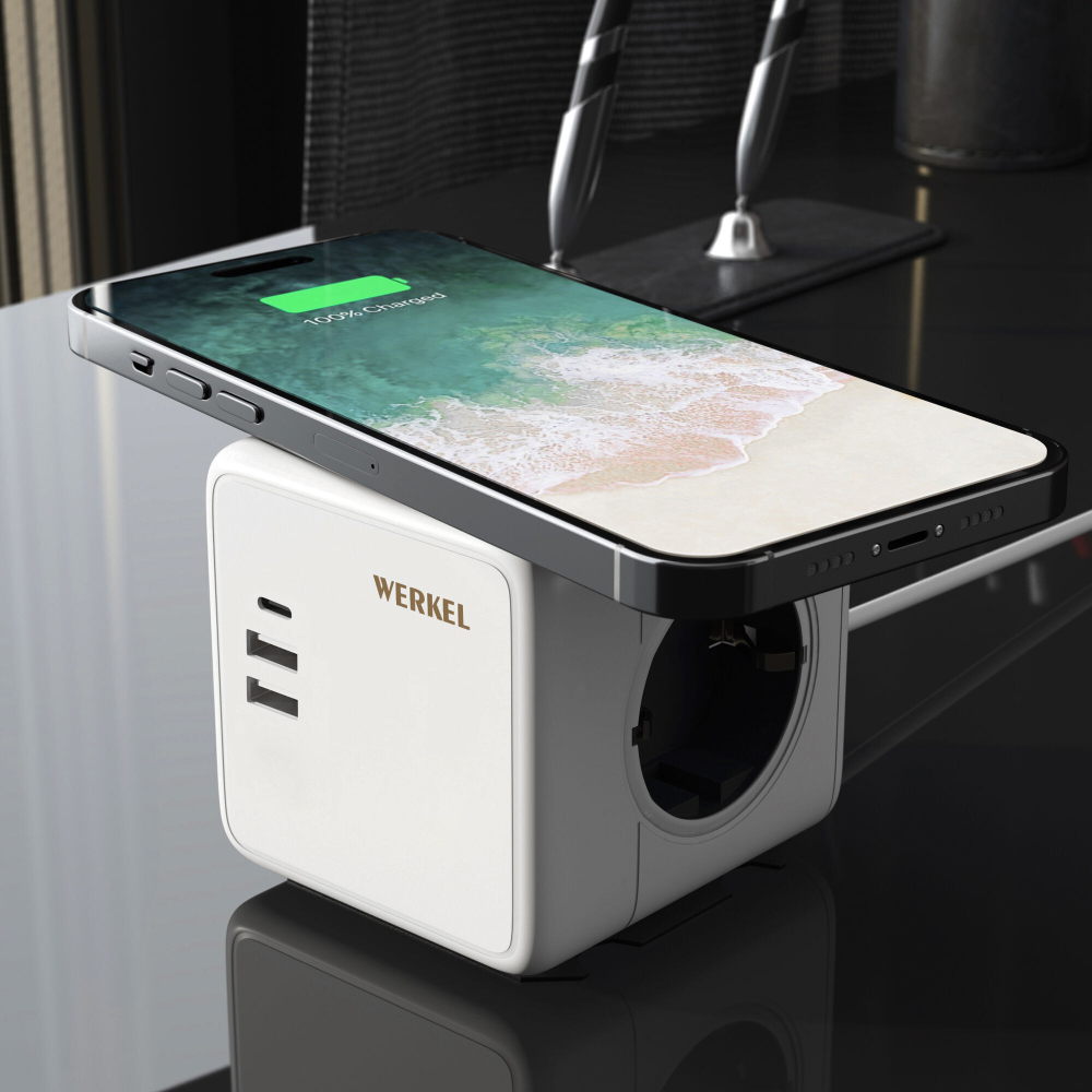 W6513501/ Электроустановочные изделия - Розеточный блок 3-местный + 3 USB + беспроводная зарядка