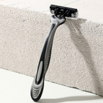 Подарочный набор «На удачу»: гель для бритья, гель после бритья и бритва