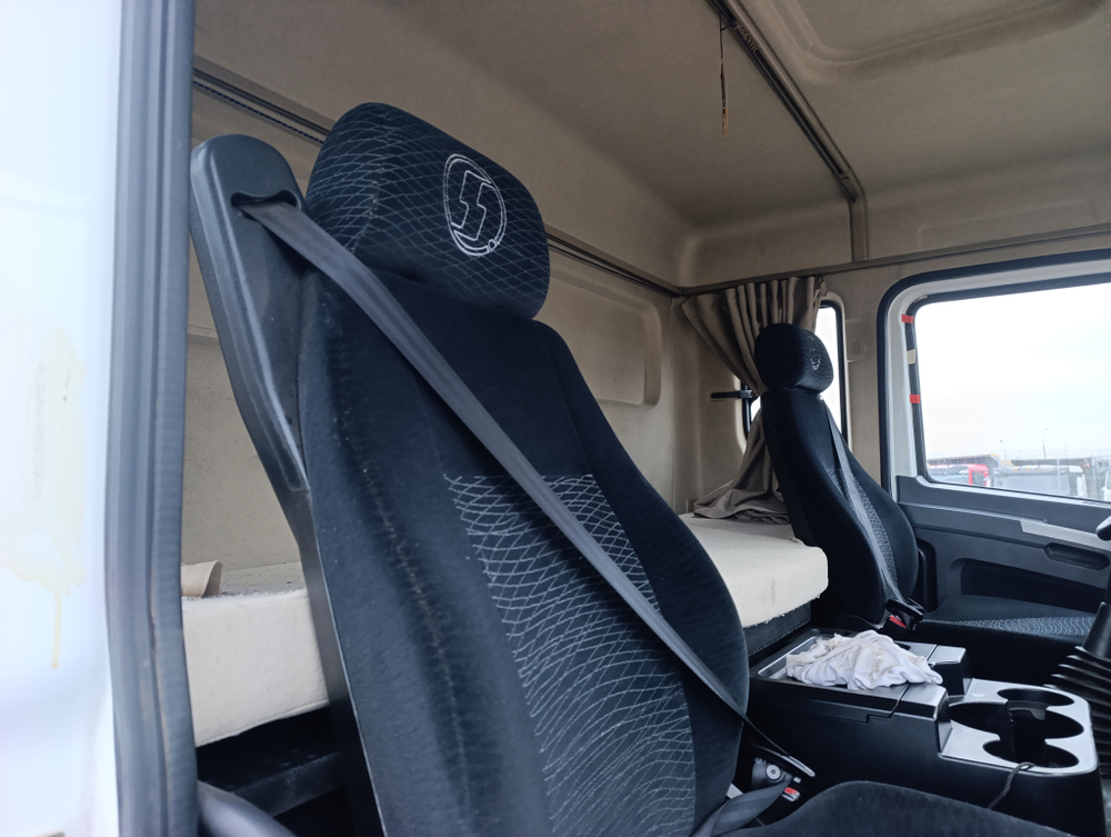 Shacman (Shaanxi) SX* 6x4 Самосвал SX32586V384 (Дизельный, 11,6 л, 423 л.с., МТ)