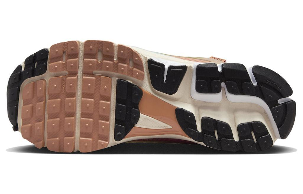 Кроссовки Nike Air Zoom Vomero 5