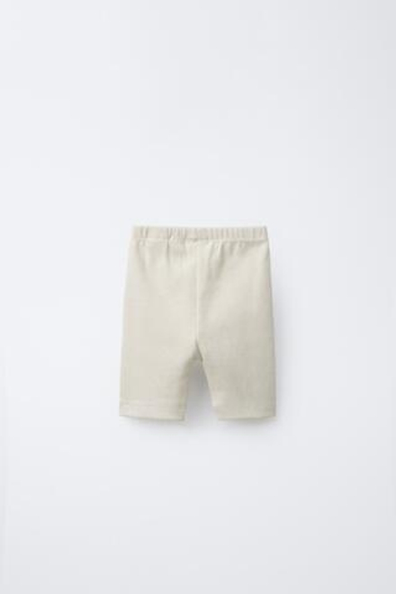 ZARA ШОРТЫ-ВЕЛОСИПЕДКИ В РУБЧИК С НАШИВКОЙ, ЦВЕТ ЛЬДА