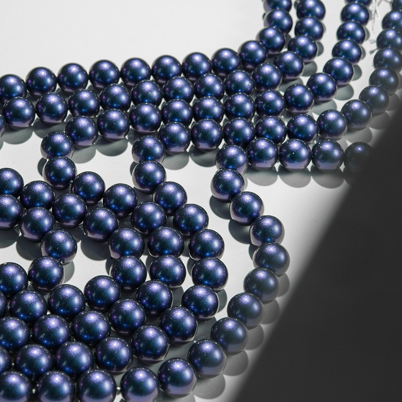 Хрустальный жемчуг, оттенок "Sapphire", шар 8мм, перламутрово-сатиновое улучшенное покрытие