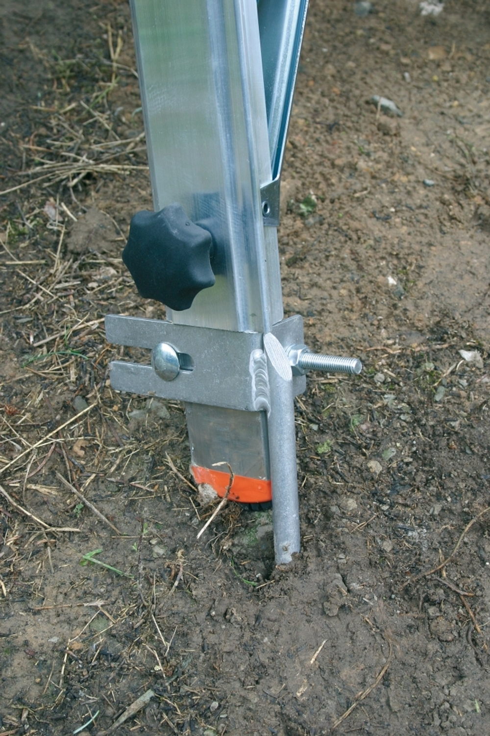 TELEVARIO Шарнирная телескопическая стремянка, 4х4 перекладины (122162)