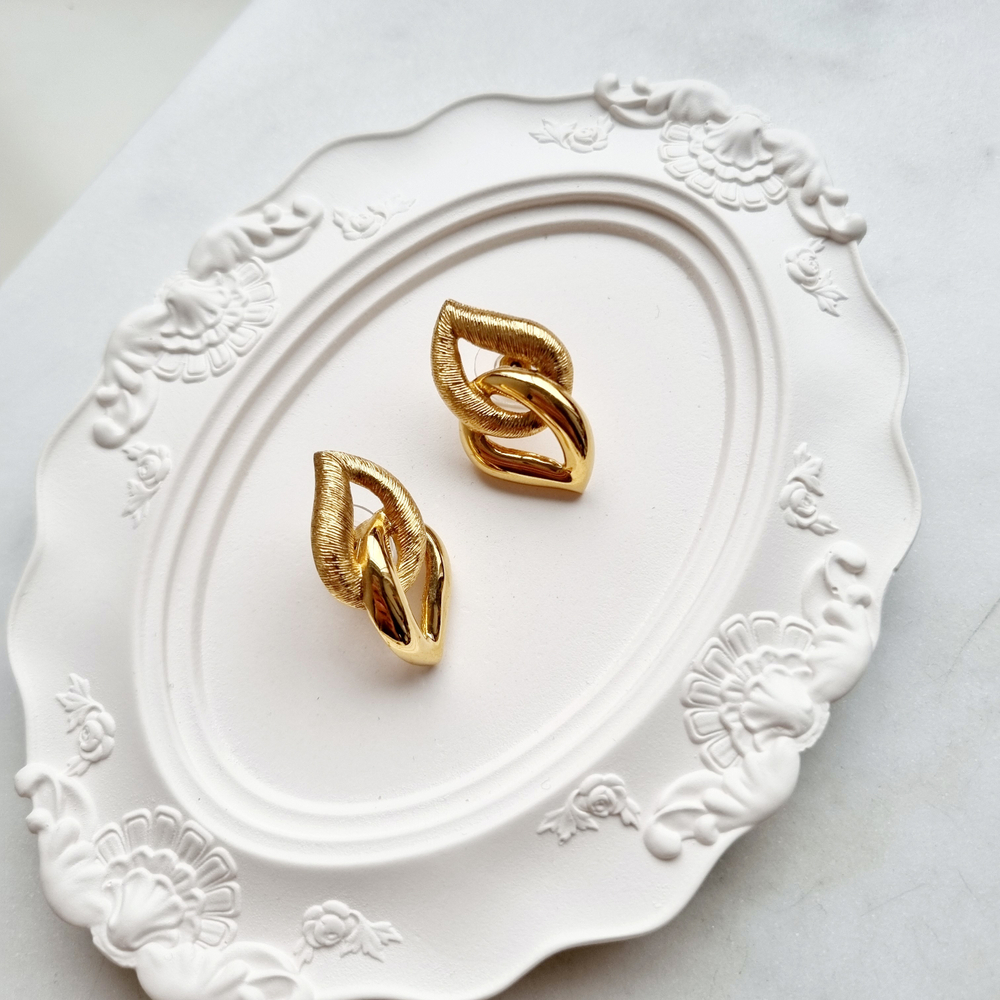 Серьги Napier из двух лепестков