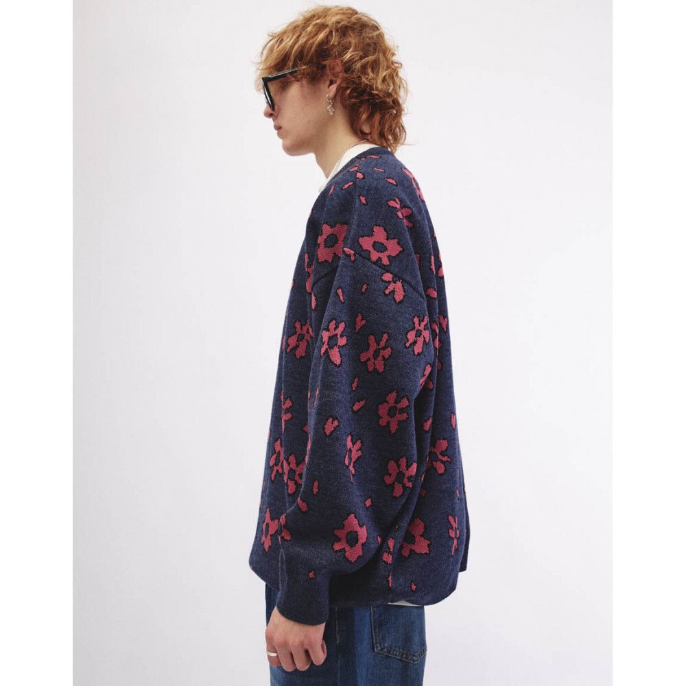 Свитер БИЧ Цветы синий