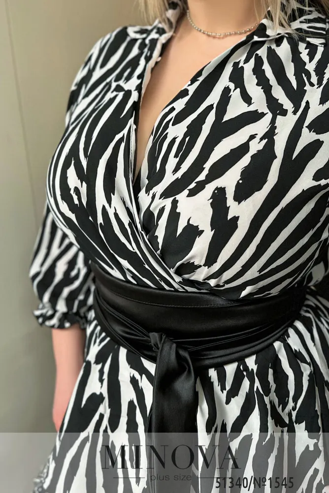 Костюм 1545-черный Minova