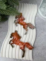 Новогодняя елочная игрушка Лошадка на дыбах