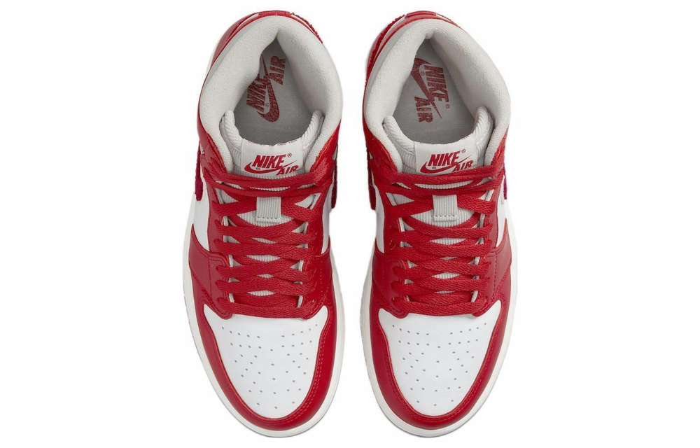 Кроссовки Jordan Air Jordan 1 Retro High Og "Newstalgia Chenille" (Женская размерная сетка)