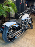 Harley-Davidson BREAKOUT 117 (Billiard Gray ) 2024 с НДС