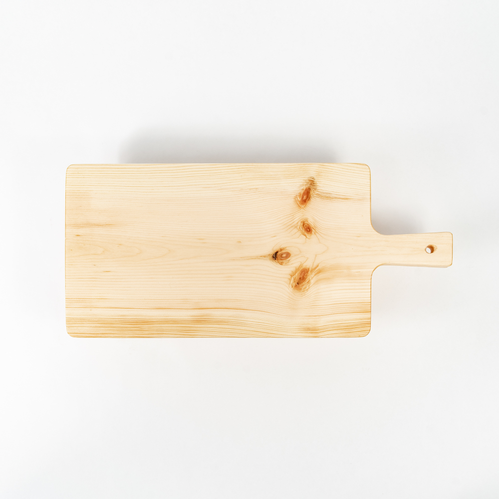 Деревянная сервировочная  доска для подачи блюд и закусок из древесины кедра. Art of Siberia. RD18