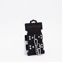 Черные кожаные оковы с регулируемыми ремешками