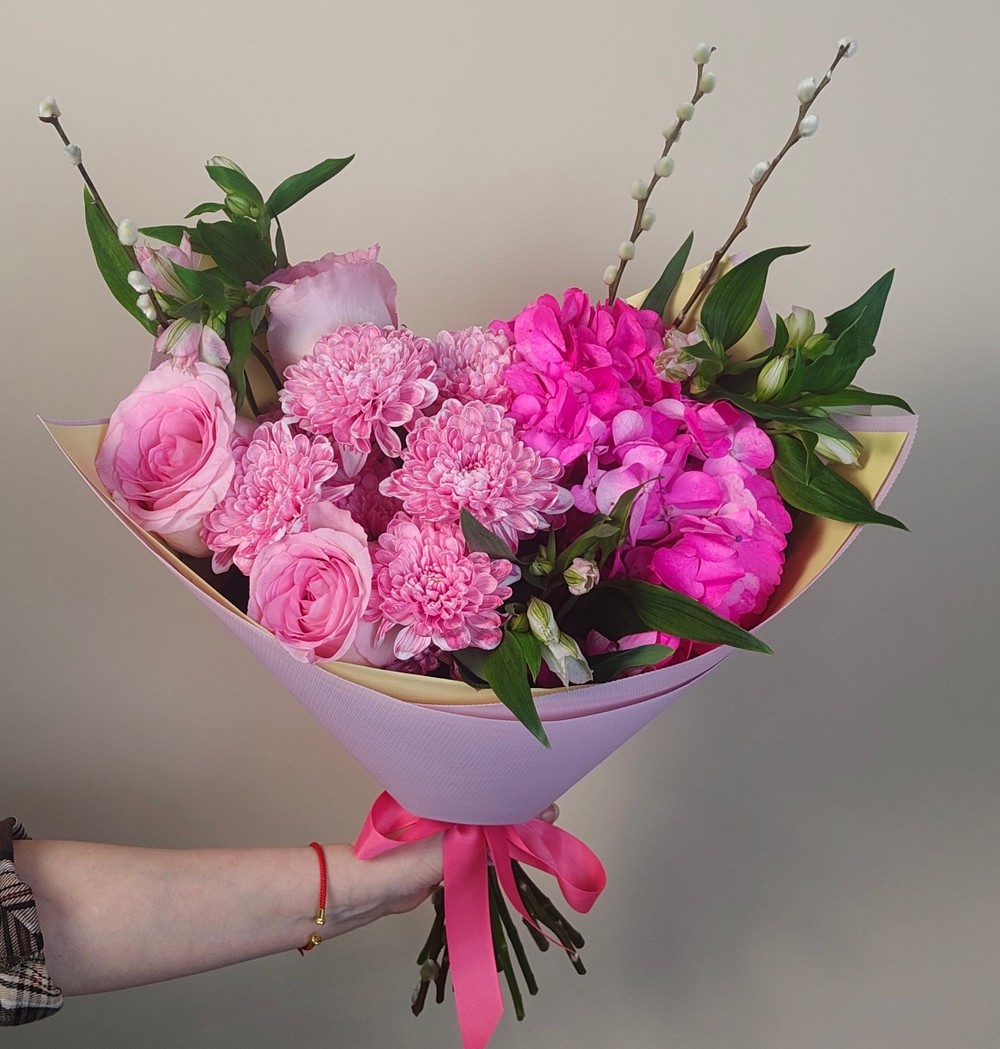 С18132 БУКЕТ "ПЕРВЫЕ ЛУЧИ ВЕРБЫ"