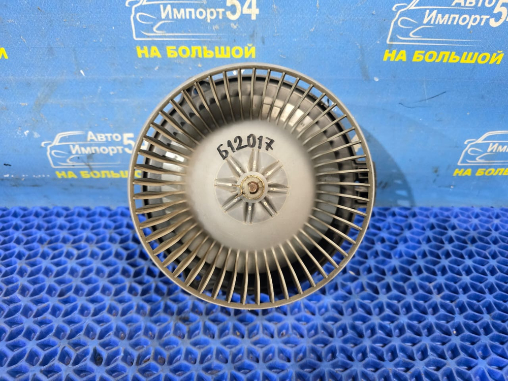 Моторчик печки Honda STREAM 2000-2006