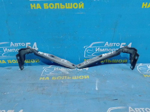 Петля капота правая AUDI A6 1999