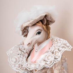 Кукла интерьерная коллекционная Лошадь Дейзи